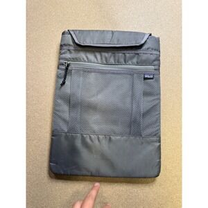 Patagonia Gray Padded Organizer Pouch‎ Tech Sleeve Laptop Tablet Pouch